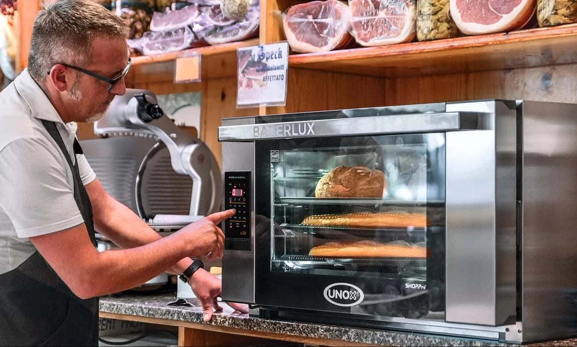 Horno de Convección con Humedad UNOX Arianna XEFR-04HS-ETDV