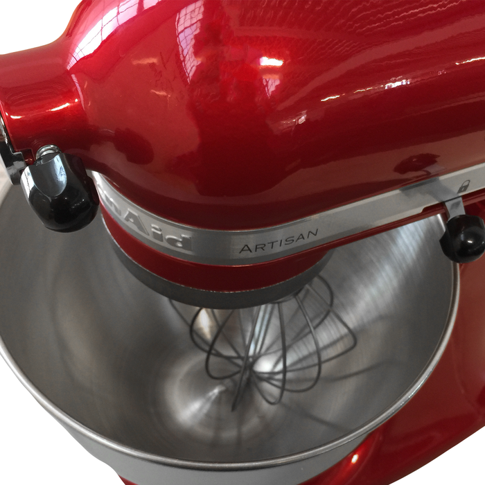 Batidora Artisan 4.5 qt con Set de Cuchillo y Tabla Edición Especial Kitchenaid KSM150PSCUCH